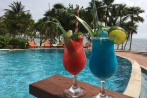 Laru-Beya-Resort-drinks-by-pool_700x465